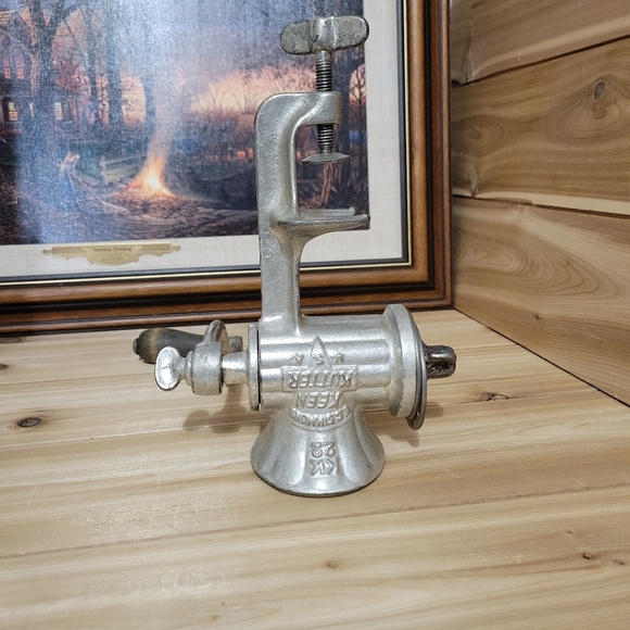 Vintage Keen Kutter Meat Grinder - Picture 4 of 4